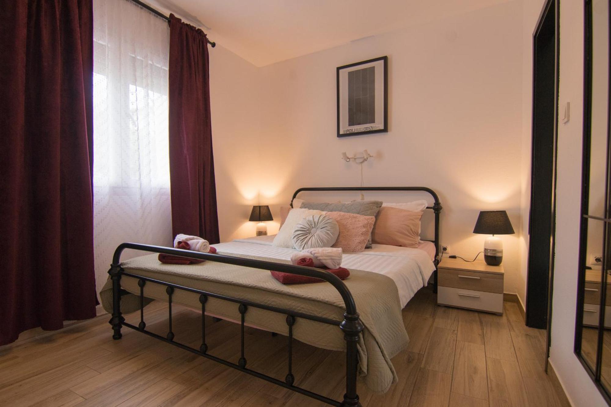 Apartments Flowers Krk Town Zewnętrze zdjęcie